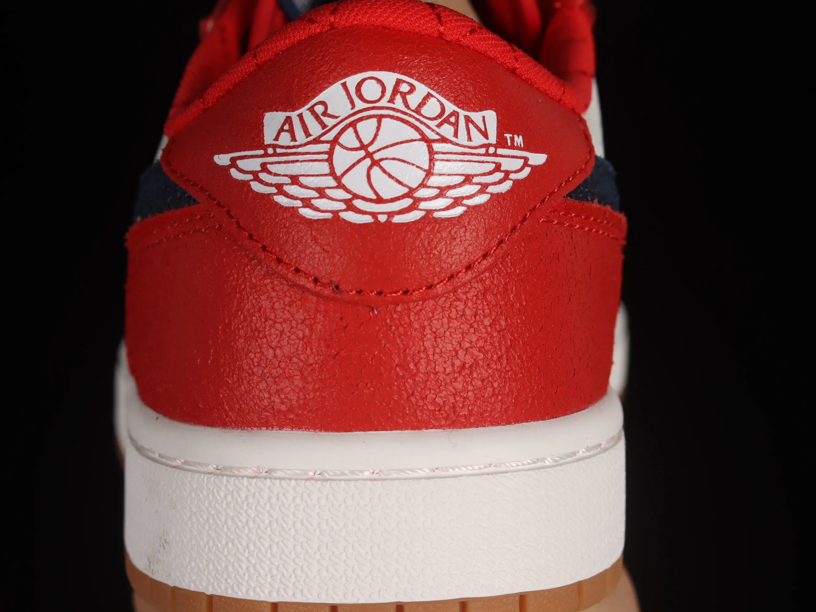 All categories Air Jordan Jordan series basketball shoes Air Jordan 1 Low Z version Air Jordan 1 Low OG "Shattered Backboard" AJ1 Joe 1 customized version white buckle shredded low-top basketball shoes CZ0790-100